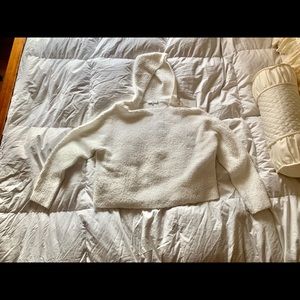 Vince. White hooded knit sweater pullover